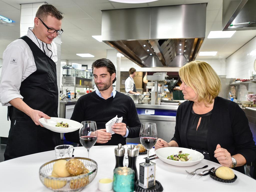 Brasserie-Hotel Antje Van De Statie Weert Eksteriør bilde
