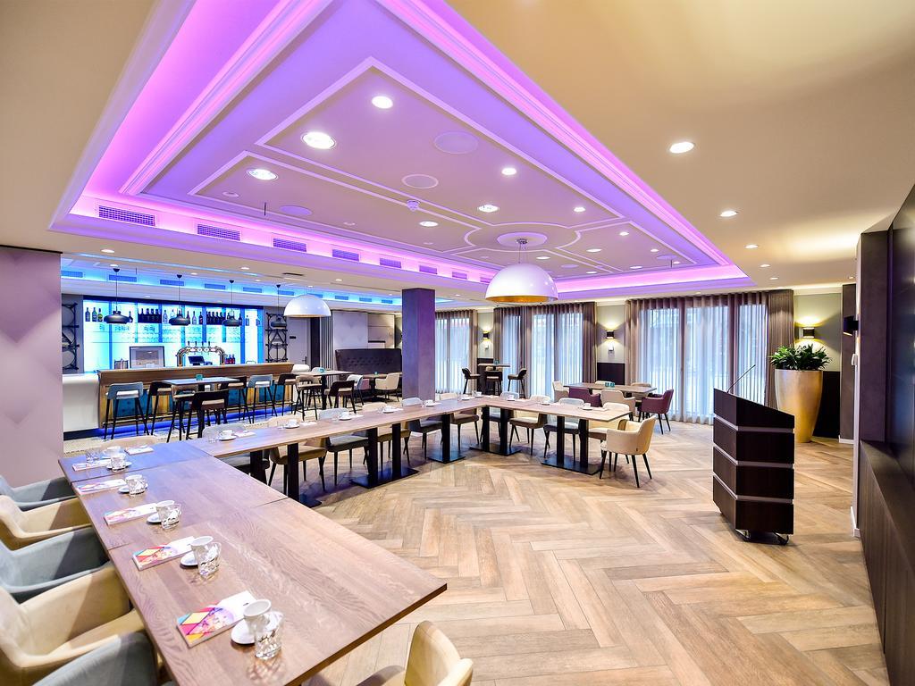 Brasserie-Hotel Antje Van De Statie Weert Eksteriør bilde