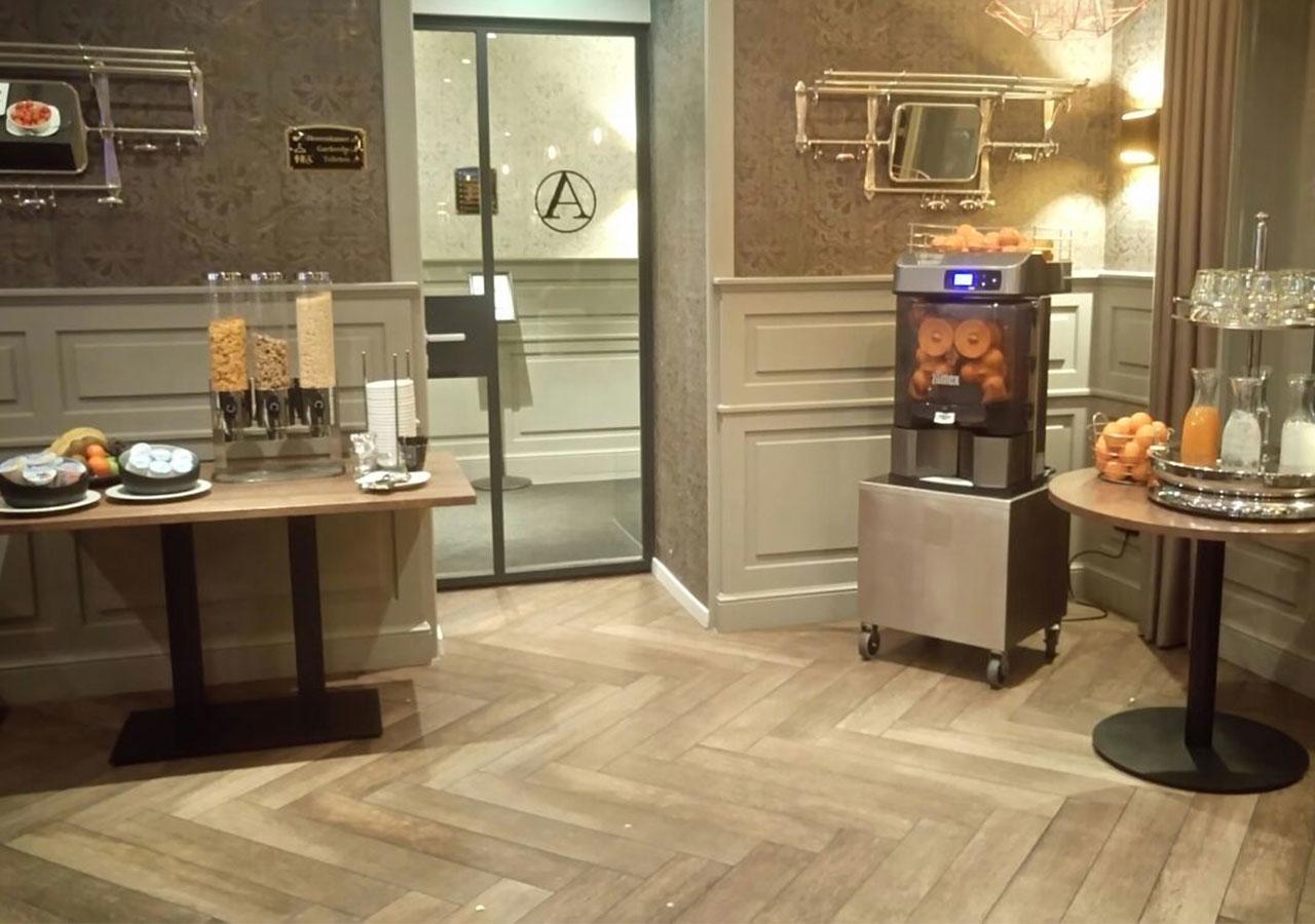 Brasserie-Hotel Antje Van De Statie Weert Eksteriør bilde