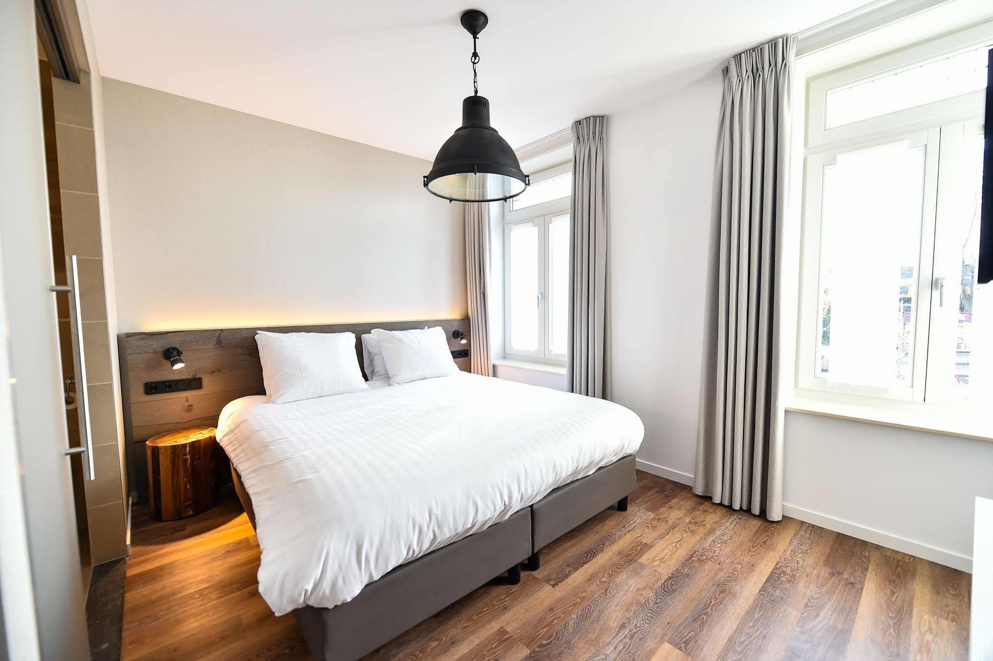 Brasserie-Hotel Antje Van De Statie Weert Eksteriør bilde